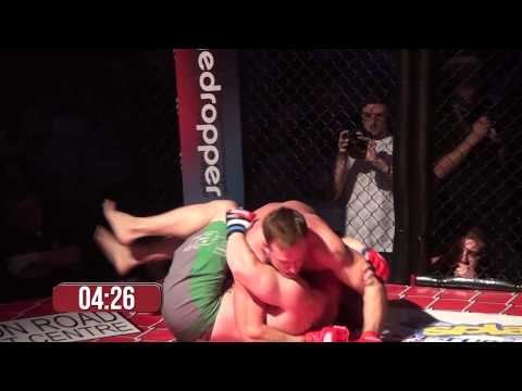 Made 4 The Cage 7   Brad Austen Vs Jamie Stephenson