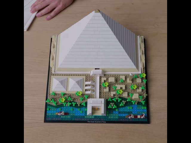 Vídeo relacionado con LEGO Architecture Gran Pirámide de Guiza, Maqueta para Construir de Egipto, Manualidades de Monumentos y Decoración del Hogar, Regalos para Adultos, Hombres y Mujeres 21058