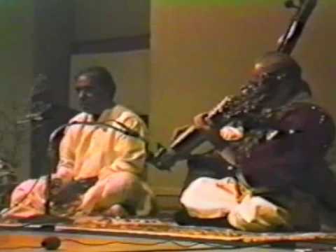 Raag Jog (2/3) by Dagar Brothers in Rudra Veena and Vocal Du