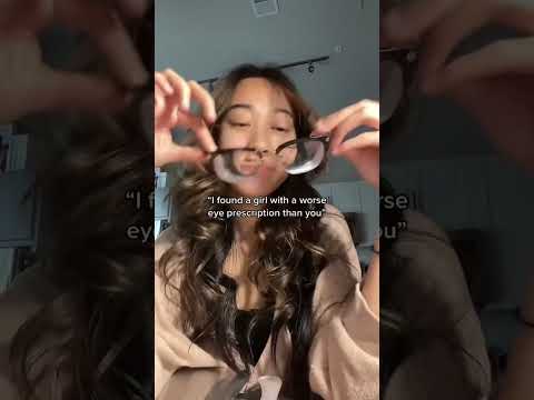 I GOTTA SEE HER 👀 #astigmatism #eyesight #vision #glasses #glassesgirl