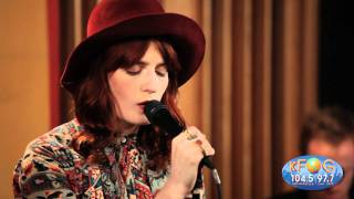 Florence and the Machine - Never Let Me Go (Live at KFOG Radio)