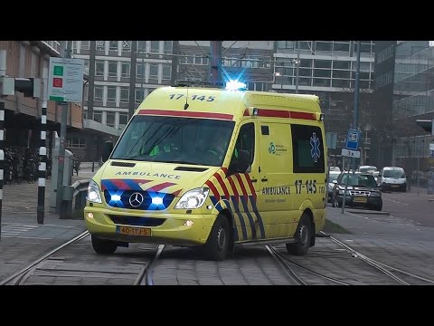 [Compilatie] Ambulances MICU en Mobile Medisch Team met spoed in Rotterdam