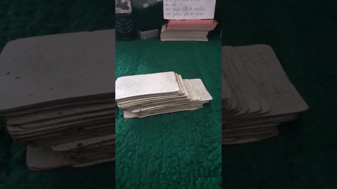La voyance  , tirage de cartes