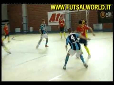 28/4/13 Play-off : Lecco C5 - Poggibonsese ,Under 21 -  8avi di finale (andata)