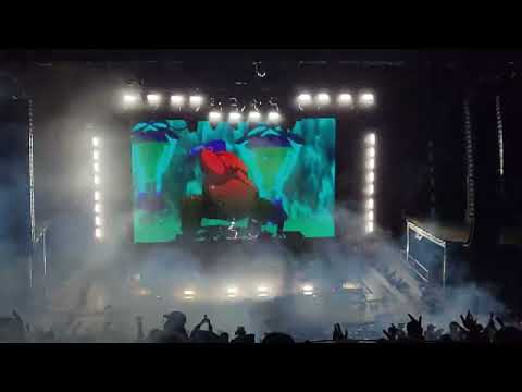 Ganja White Night - ID in to Mitosis FT. PEEKABOO - Wobble Rocks 2