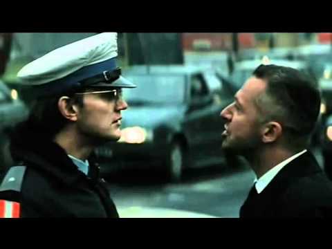 08. Waldek kierujący ruchem.