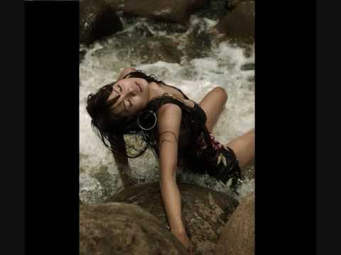 Need to Feel Loved - Reflekt (Feat Delline Bass)