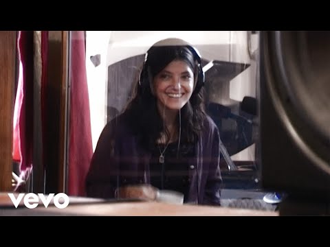 Sharon Van Etten & The Attachment Theory - Mini Doc