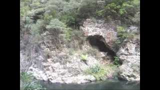 preview picture of video 'A collapsed mineshaft at Karangahake Gorge'