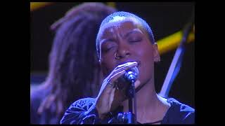 Meshell Ndegeocello - Dred Loc (Live NPA Canal+)