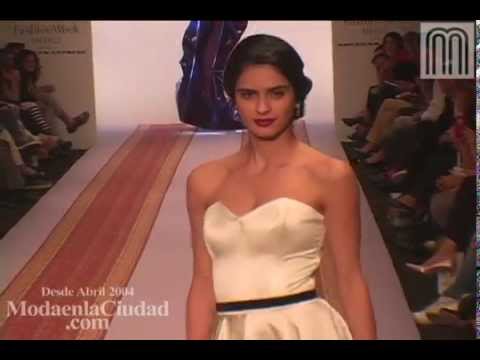 Mercedes-Benz Fashion Week México O/I 2014-15 I Desfile Alejandro Carlín | www.ModaenlaCiudad.com