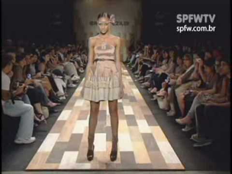 Desfile Erika Ikezili Inverno 2009 - SPFW