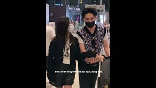 Download lagu #bailu in the airport with His son Zhang Yijie? mp3 Download lagu #bailu in the airport with His son Zhang Yijie? mp3