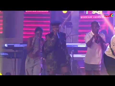 Dipper Rato Katika Summer Amplified Next Door Arena