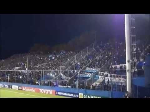 "la gente de Racing desde la tribuna de Wanderers" Barra: La Guardia Imperial • Club: Racing Club