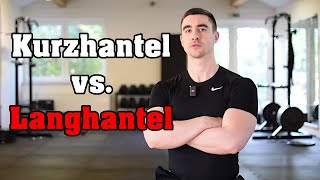 Kurzhantel vs. Langhantel: was ist besser, um Kraft aufzubauen?