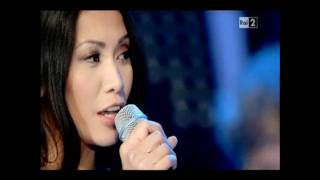 Anggun & Ronan Keating "Have yourself a merry little Christmas" (Concerto di Natale 2011)