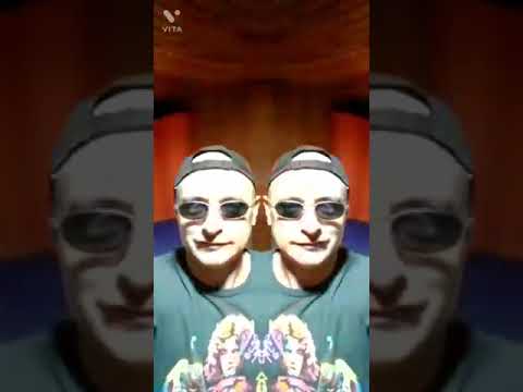 Marroco Rock... haciendo un tema de Agua loca.... Ella hace los Deberes.... humilde homenaje al pela