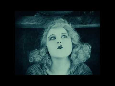 White Paradise with live musical accompaniment by Tomas Vtipil