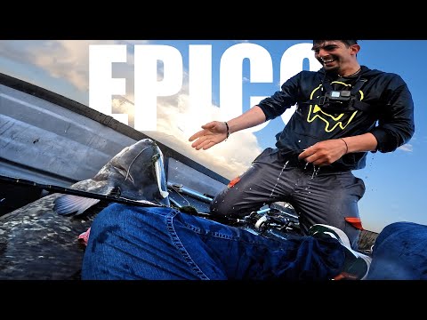 Siamo caduti in acqua per pescare il MOSTRO DEL LAGO - LUCCIO e SILURO GIGANTE a spinning