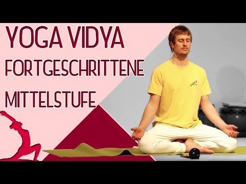 Fortgeschrittene Mittelstufe mit Adrian - Yoga Vidya Ashram Live - 09:15 - 24.05.2021