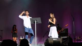 India Martinez y Carlos Rivera - No deben marchitar & Vencer al Amor (14 de junio) FIBES SEVILLA