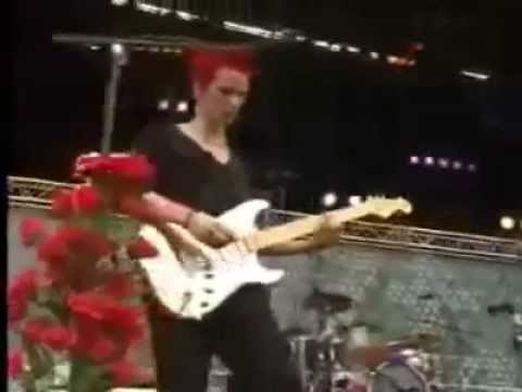 Muse - Darkshines (Live at Rock Werchter 2001)