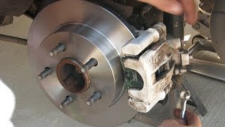 MUSTANG REAR BRAKES AND ROTORS GT 4.6 5.0 1994-2004