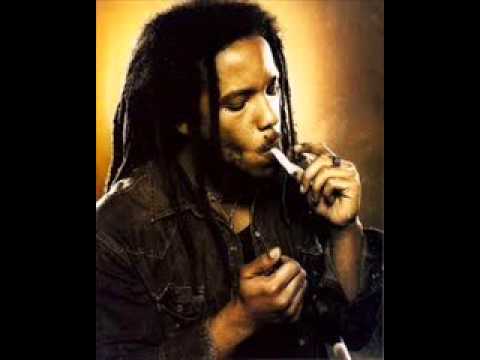 Stephen Marley ft Damian Marley - Tight Ship