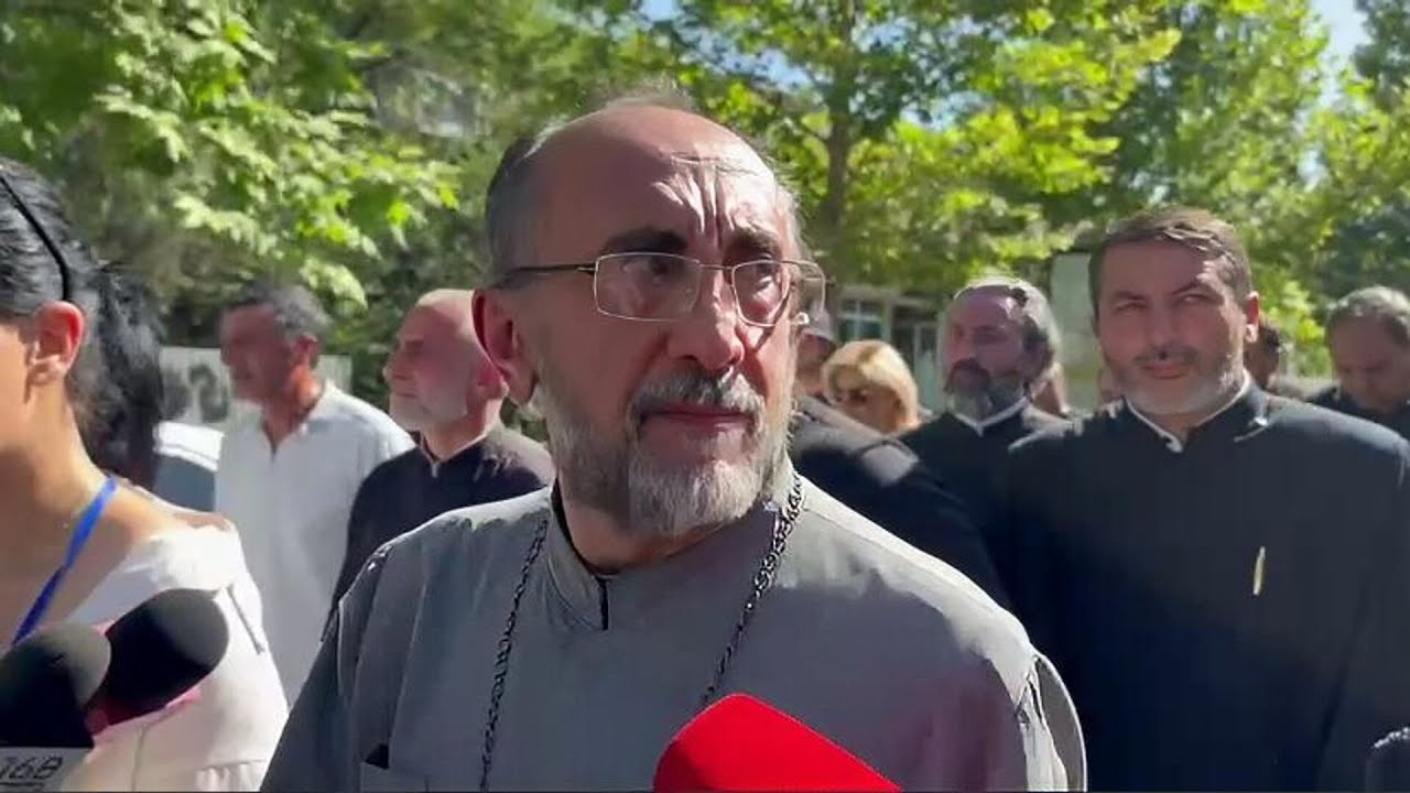 #Ուղիղ․ Միքայել Սրբազանի փաստաբանների ասուլիսը