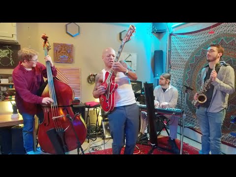 College Jazz Students Sit In With Grammy Award Winning Guitarist Mark Whitfield @LilGaragelive