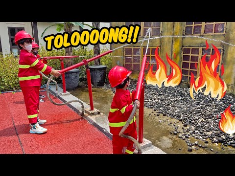 Kyo dan Ziyan Menjadi Pemadam Kebakaran di Kota Mini