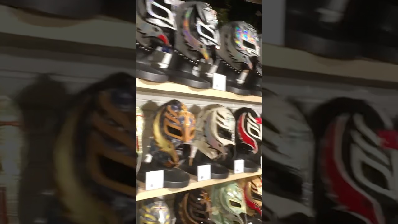 #ReyMysterio Mask exhibition  #WWE #Wrestlemania41