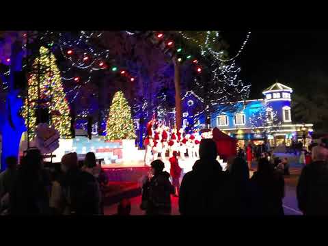KINGS DOMINION ❄🎄Winter Fest 2021 Singing Santa Show Richmond Virginia
