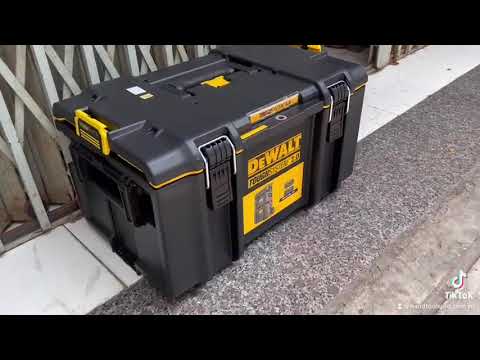 Ящик TOUGHSYSTEM 2.0 DeWALT 555x375x317 мм с лотком, увеличенная емкость