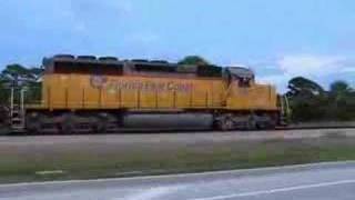 preview picture of video 'Train Pacing Hobe Sound FL 6-17-08'