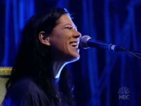THE BREEDERS // 2002-08-21 Last Call with Carson Daly - The She