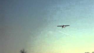 preview picture of video 'Rans S-12 in atterraggio Mezzana B. (PV)'