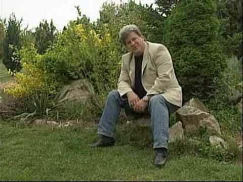 Olyan szép a világ - Maros Gábor