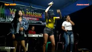 Download lagu dut mix.biduan..vj Santi vj Imah vj iros. mp3 Download lagu dut mix.biduan..vj Santi vj Imah vj iros. mp3