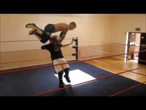 Phoenix Running Kick to Gutbuster