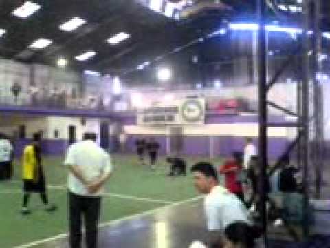 Dança do Paulinho no Jogo do Raiz Forte!!!