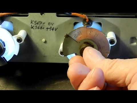 Corso per audioti - Lezione n. 32 - Un curioso controllo motorizzato in un ampli SHARP vintage.