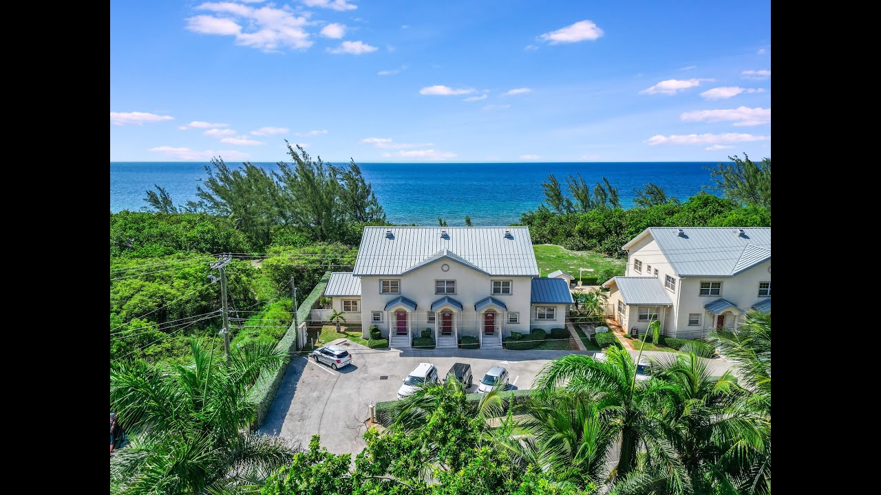 PARADISE POINT | 3-BED, 2.5-BATH OCEANFRONT TOWNHOUSE | WEST BAY