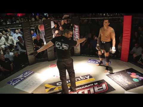 AWOL 5 (UWC): Daniel Burzotta vs Remy Remblijus