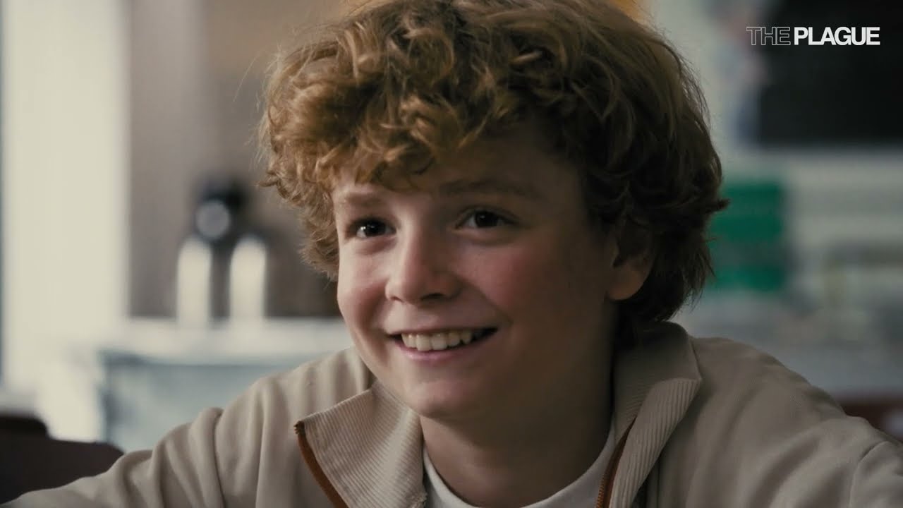 Miniature de la vidéo Charlie Polinger & Kayo Martin Chat du film The Plague