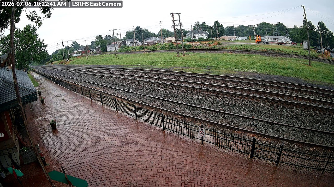 Live webcam view of Trenes del Lake Shore Railway Museum