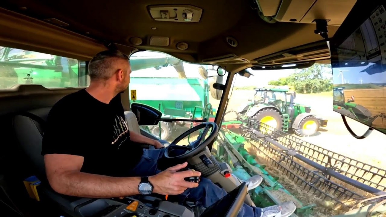 Livestream Weizen Dreschen JD S7 850 mit 12m Draper