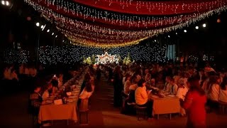 Ukraynalı aileler Kiev'de yerinden edilen çocuklara Noel yemeği verdi