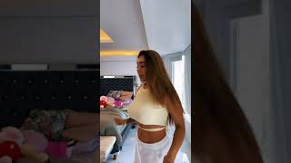 【おっぱい】あ！乳首が・・・ tiktok #Shorts